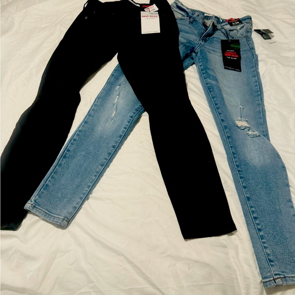 “Celebrity Pink” NEW (Macy’s) Jean Bundle     Size 3/26 - Picture 5 of 6